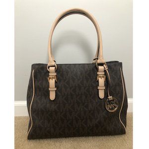 Michael Kors Shoulder Back Brown MK Signature